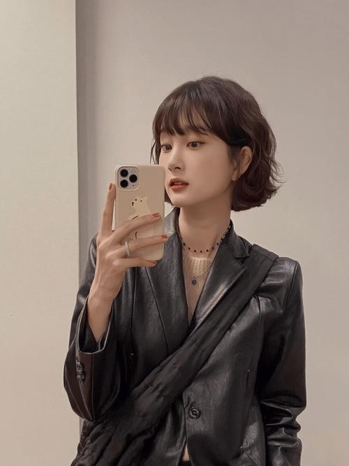 胖脸适合什么发型图片