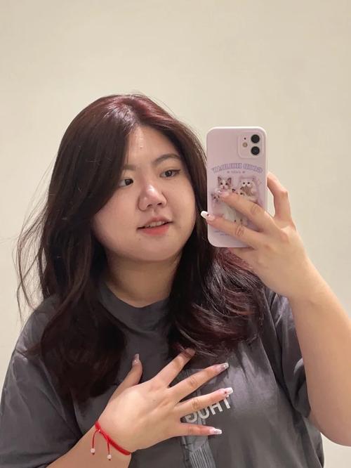 胖脸适合什么发型图片