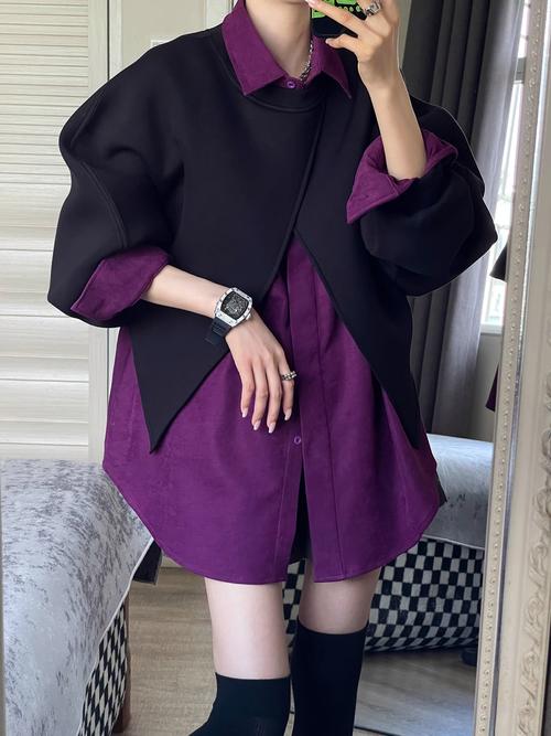 紫色衬衫配什么外套