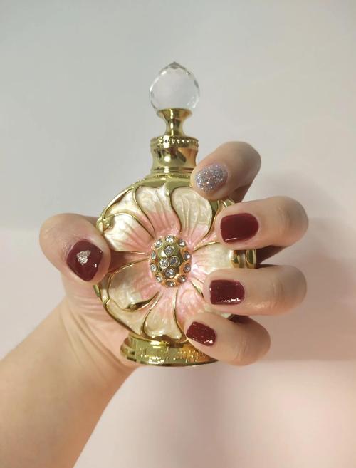 悦诗风吟的指甲油怎么搭配