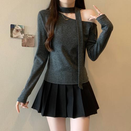 深颜色上衣怎么搭配图片女生