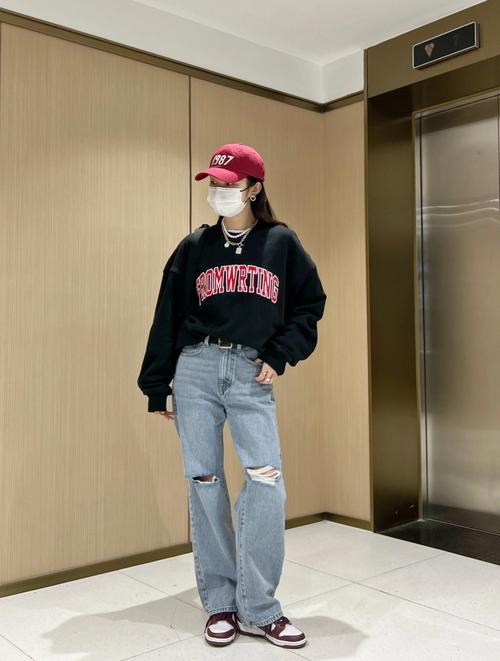 卫衣牛仔裤怎么搭配什么外套好看吗