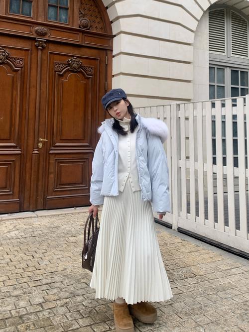 褶裙怎么搭配上衣好看