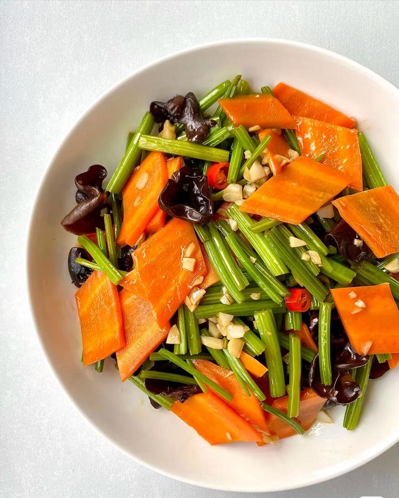 减肥中午吃什么炒菜