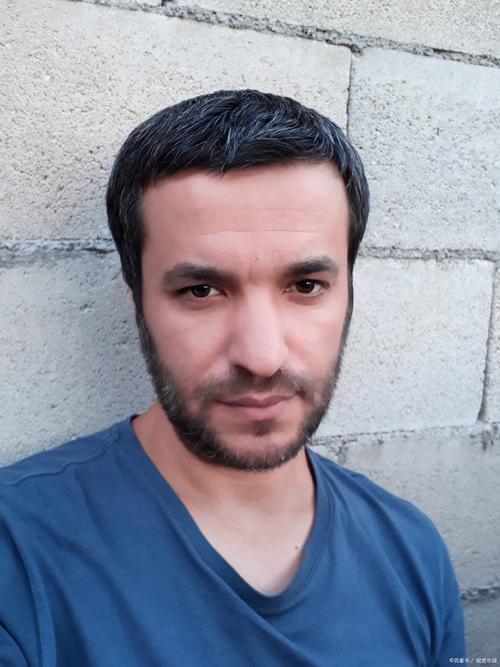 男的为什么长胡子