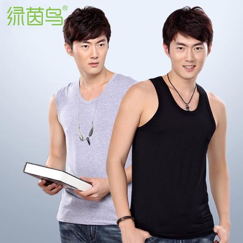 打底背心男怎么搭配