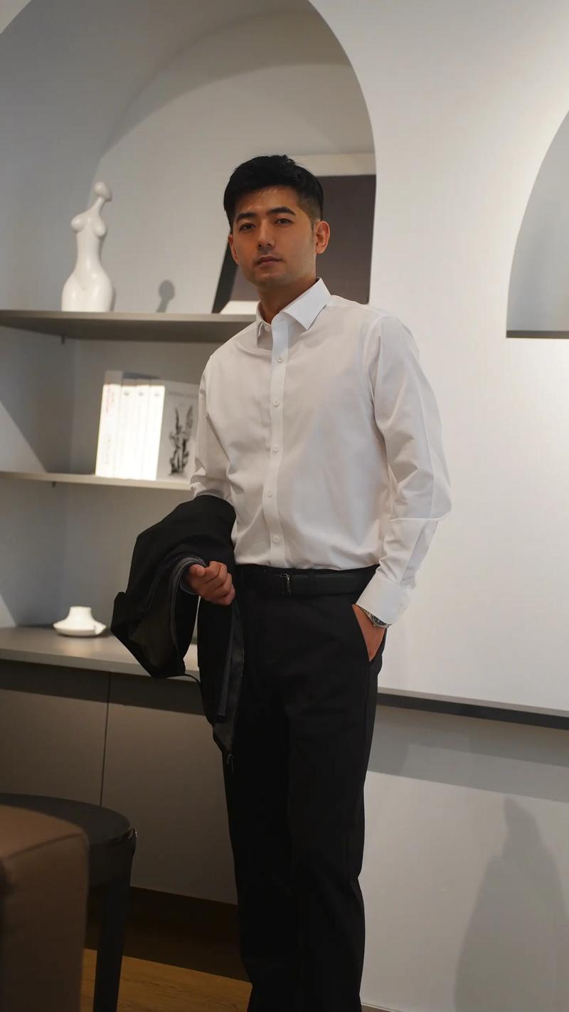 男士 白衬衫怎么搭配