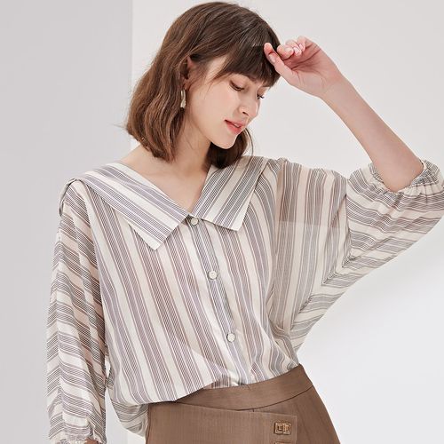 雪纺条纹上衣怎么搭配什么外套