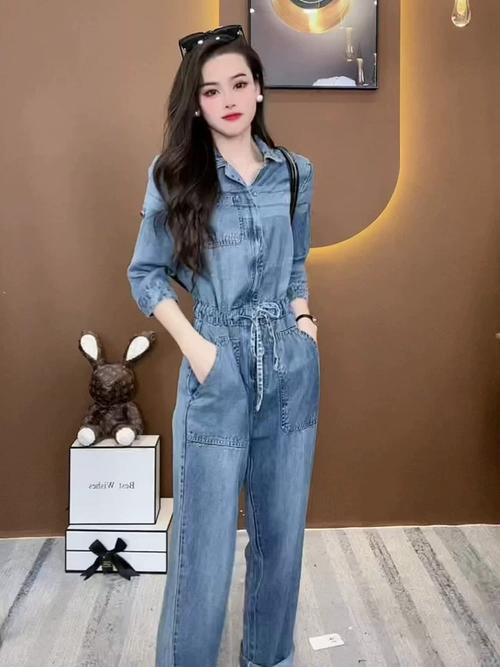 系带牛仔上衣怎么搭配裤子图片