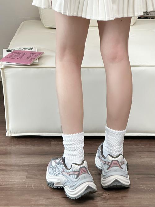 甜心粉鞋怎么搭配