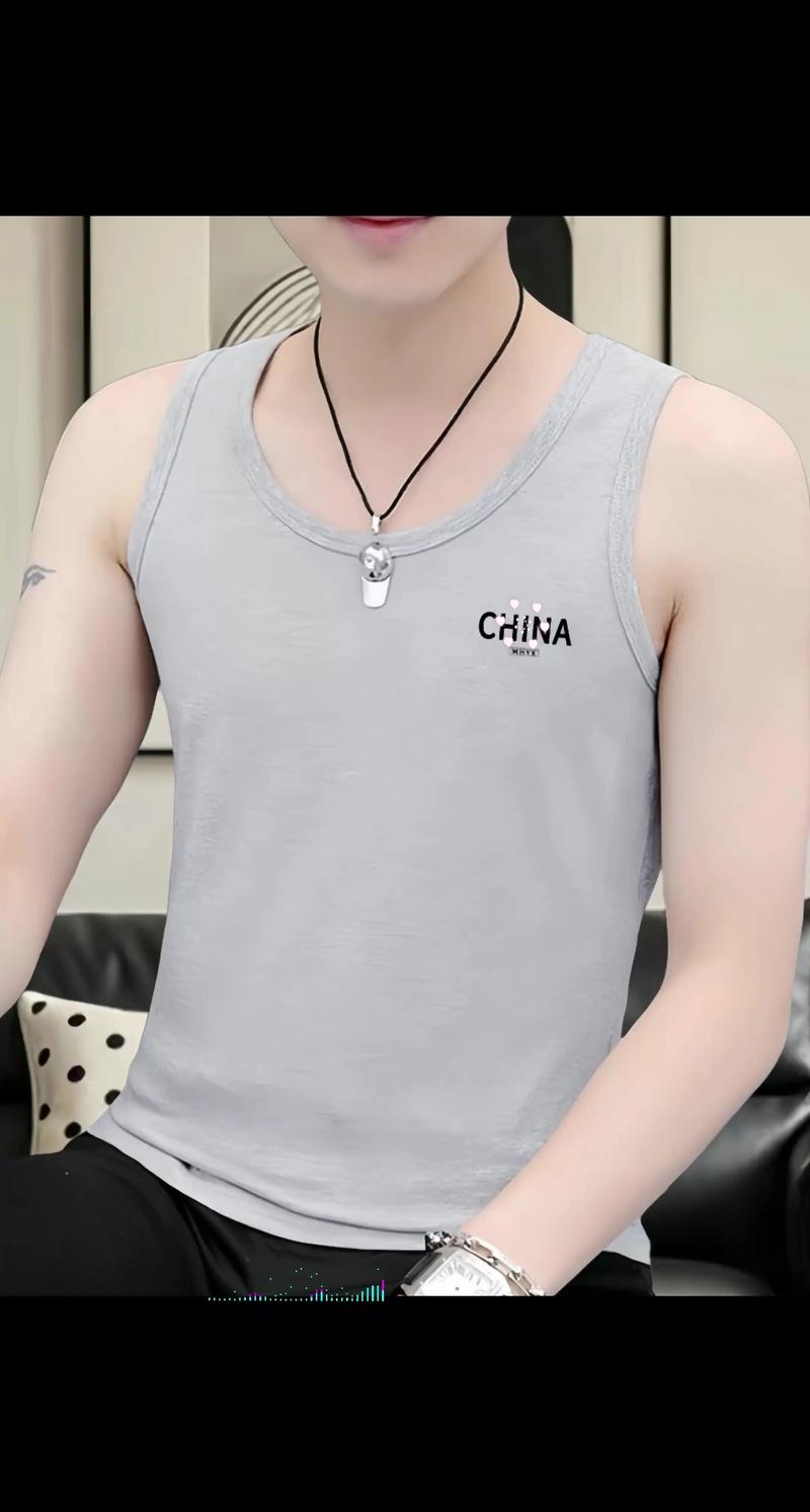 男生无袖背心怎么搭配图片