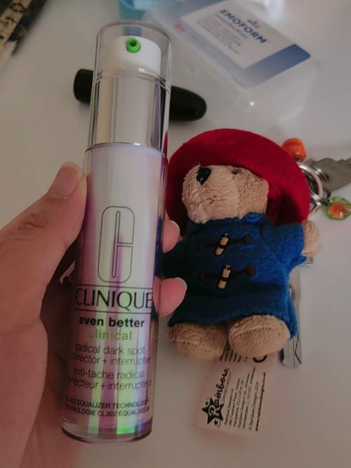 倩碧最新精华露