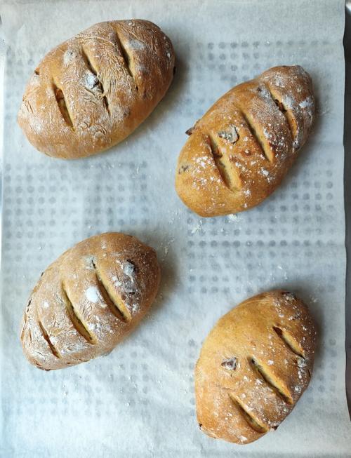 全麦面包什么味道