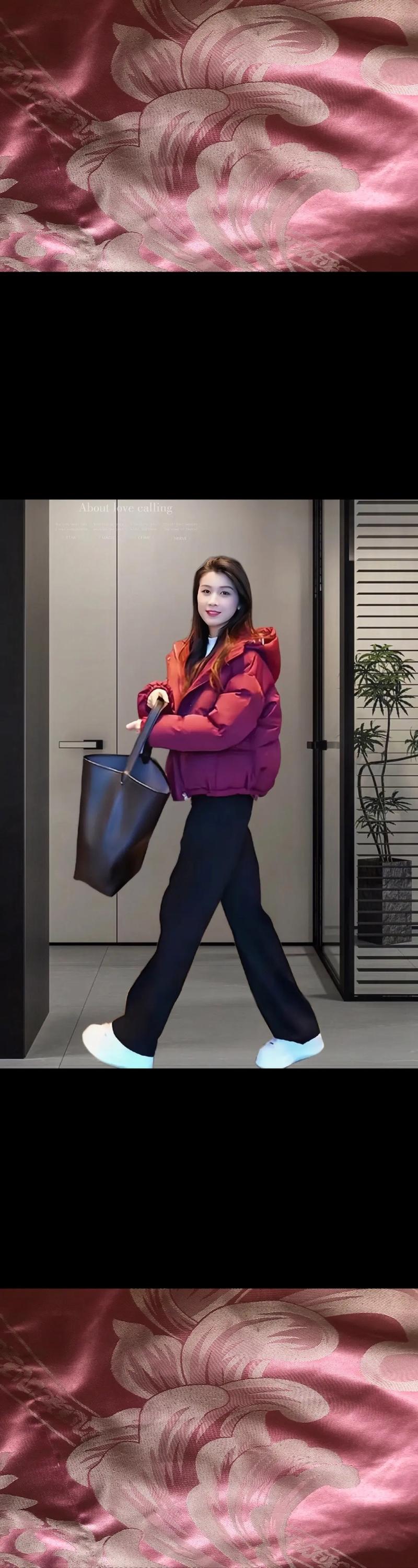 酒红色面包服怎么搭配图片