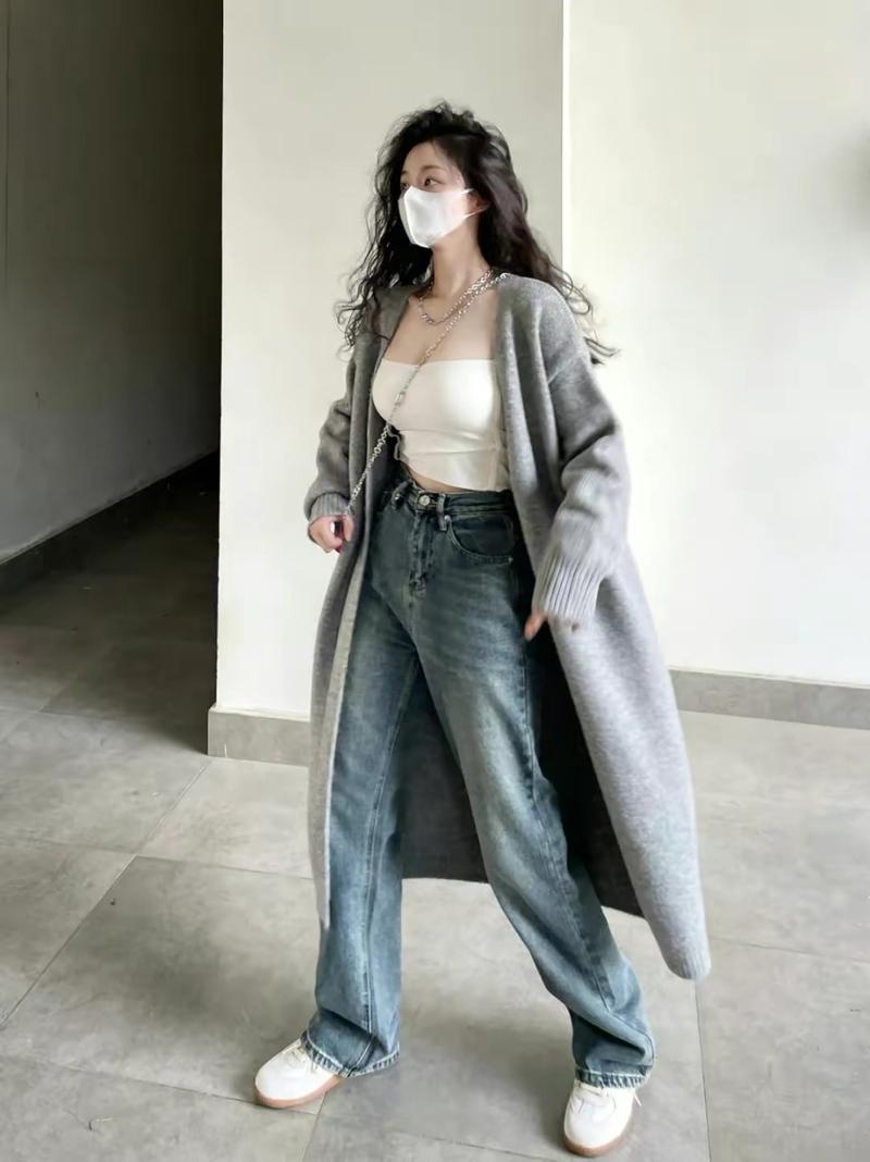 紧身半身怎么搭配什么外套好看