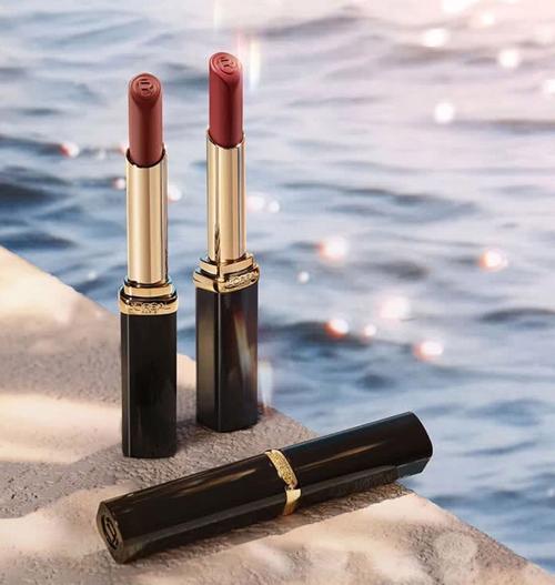 巴黎莱雅最新口红