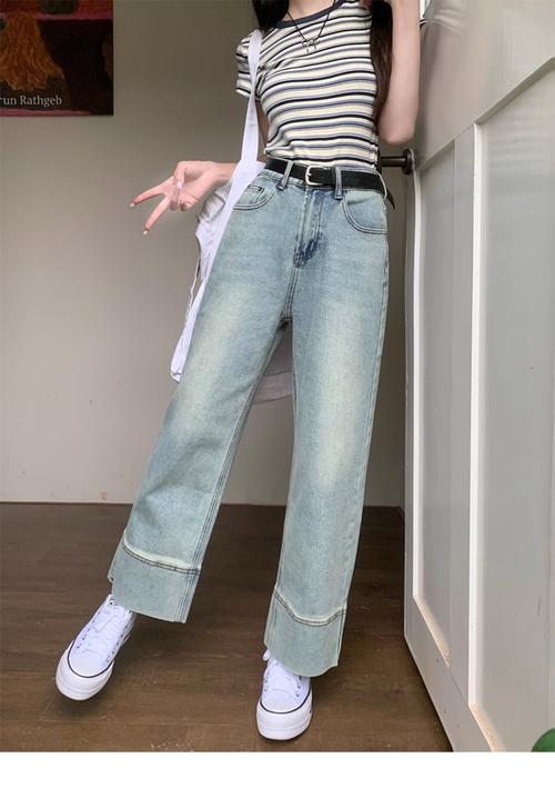 牛仔裤什么颜色显瘦