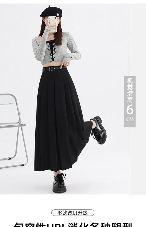 灰色百折裙怎么搭配图片大全