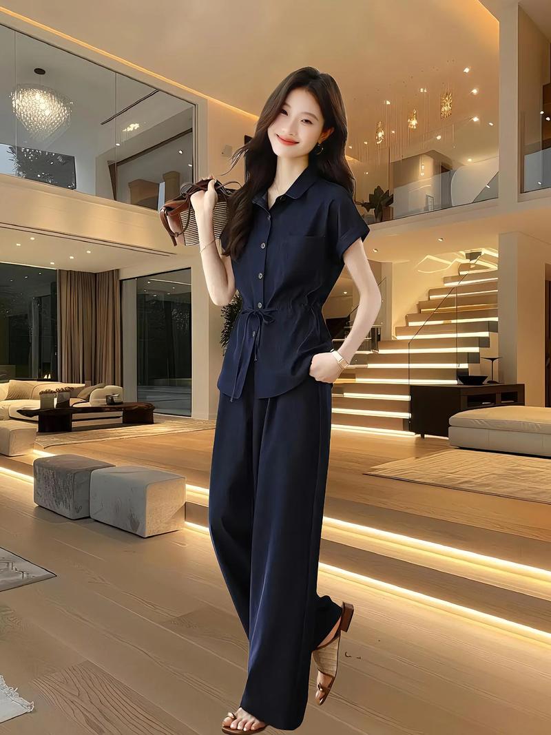 短阔的短袖怎么搭配图片