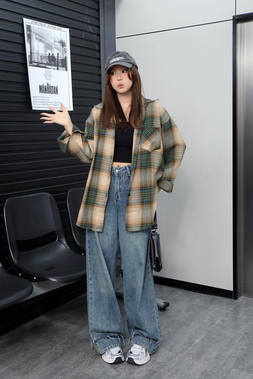 中格子衬衣怎么搭配图片欣赏