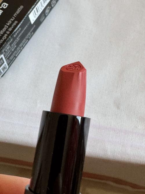 植村秀最新款口红