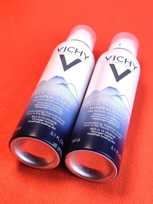 最新薇姿喷雾包装