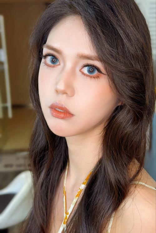 l最新流行的化妆