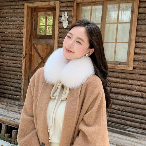 大衣皮草外套怎么搭配围巾好看