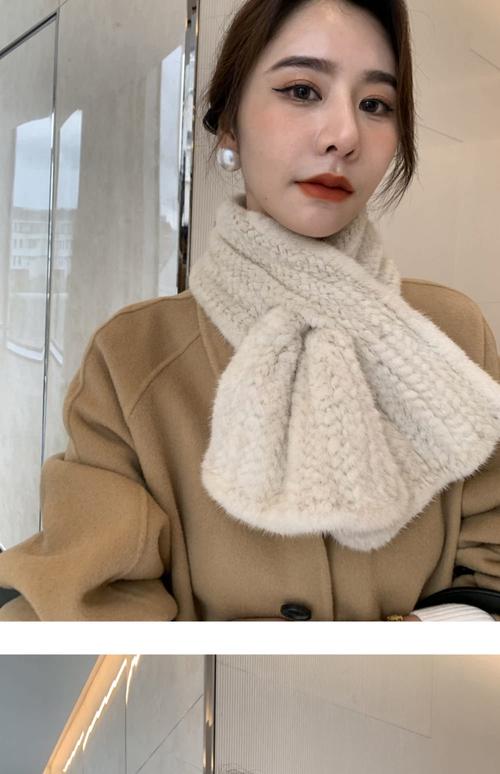 大衣皮草外套怎么搭配围巾好看