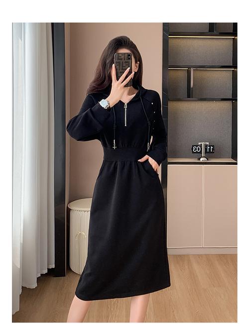 秋季长袖中长款连衣裙怎么搭配什么外套