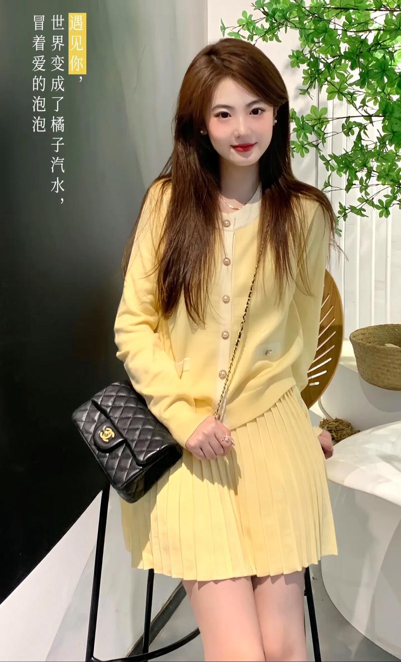 怎么系衣服搭配图片女生图片欣赏