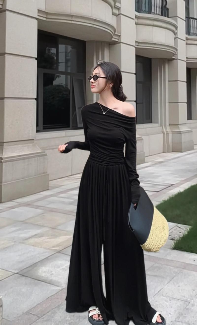 休闲黑上衣怎么搭配图片欣赏