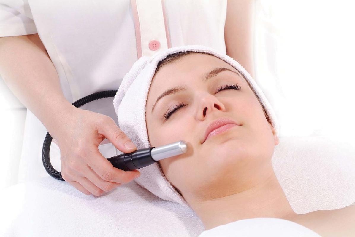 白瓷娃娃是什么