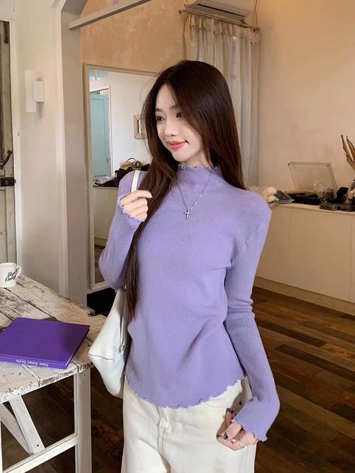 紫色长款怎么搭配