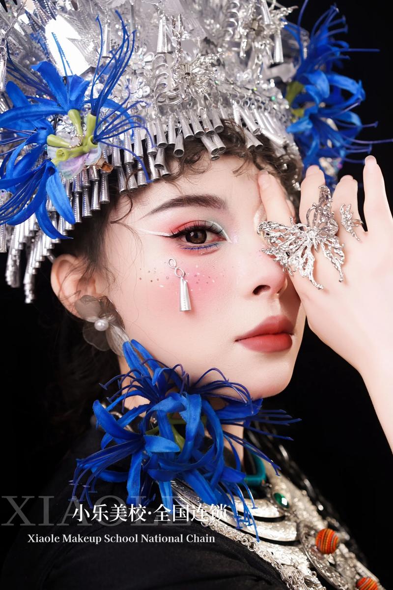 最新的化妆造型培训