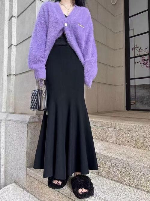 半身针织包臀裙怎么搭配