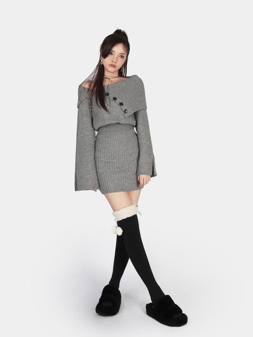 灰色过膝包臀修身裙怎么搭配