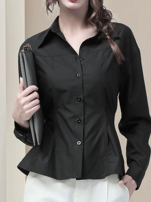 黑色衬衫打底怎么搭配