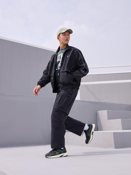 耐克长衣服怎么搭配