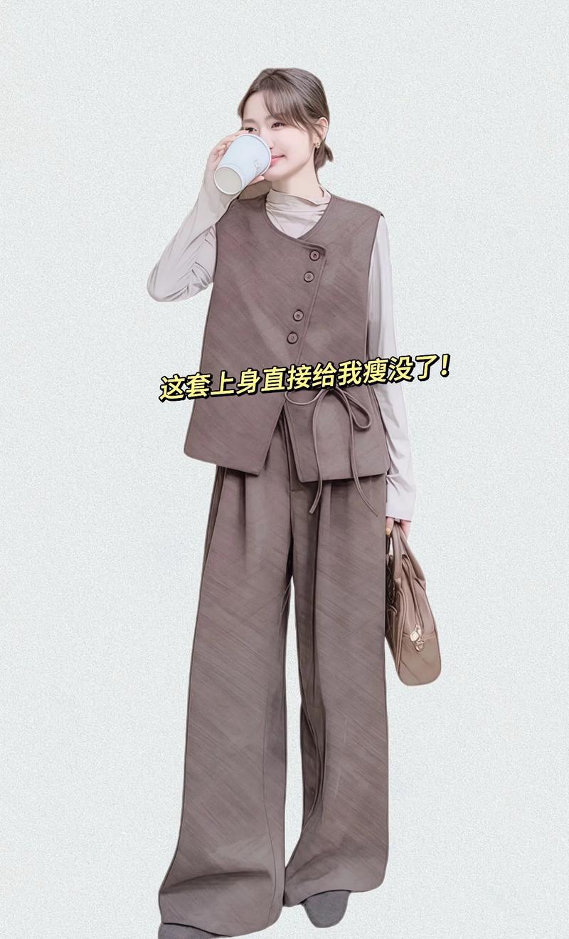 叠穿打底怎么搭配