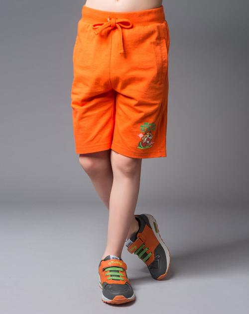橙色短裤怎么搭配衣服儿童