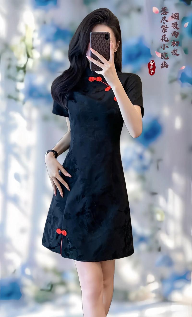 短旗袍裙怎么搭配