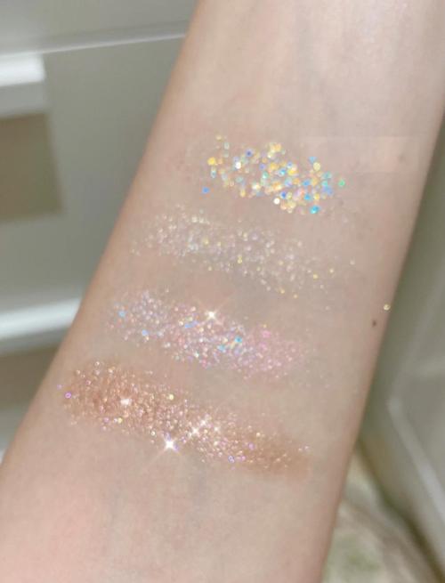 novo干枯玫瑰眼影怎么搭配