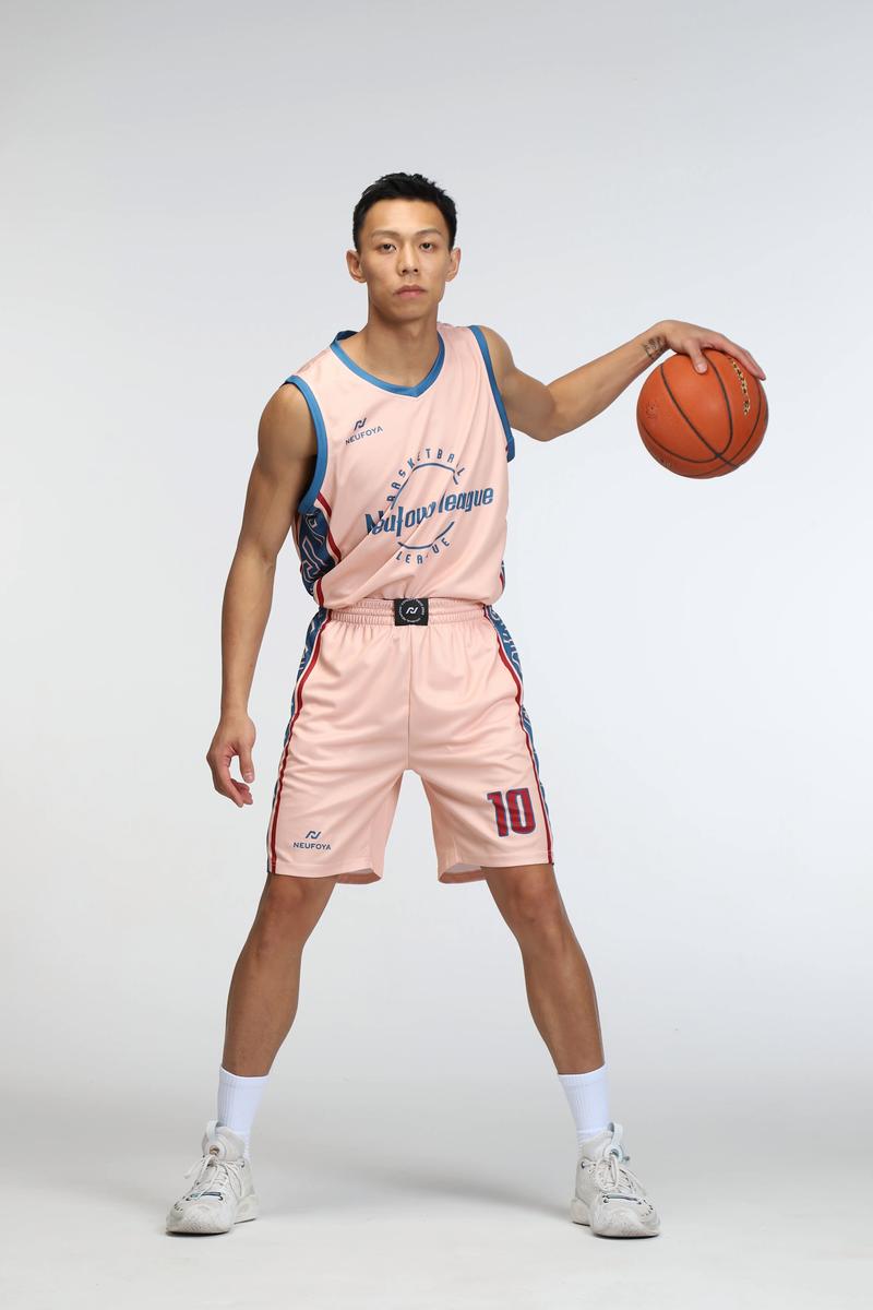 篮球衣服应该怎么搭配