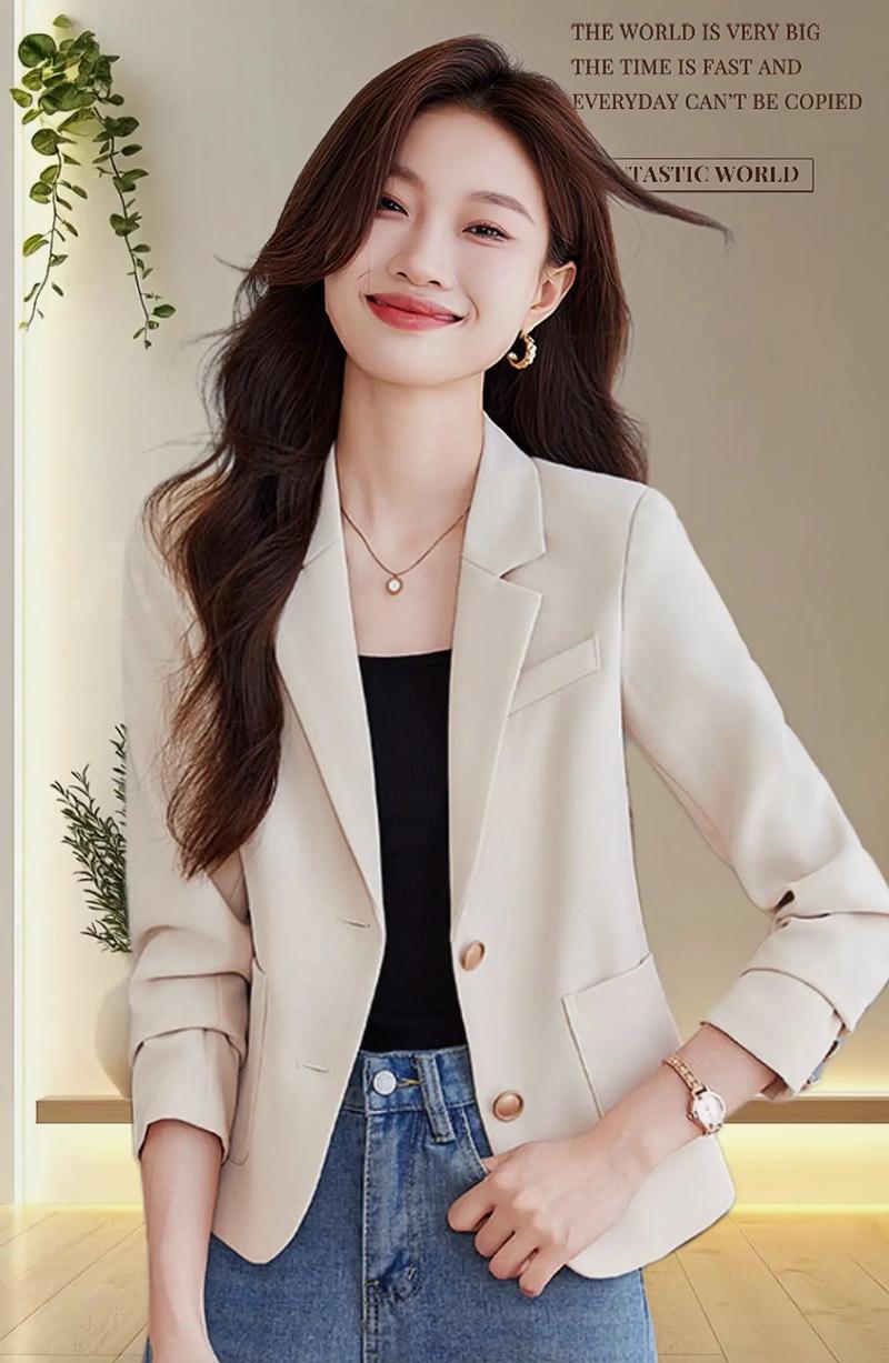 短款西装外套怎么搭配图片