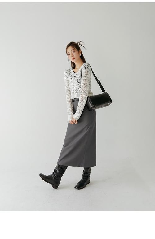 镂空灰色毛衣怎么搭配