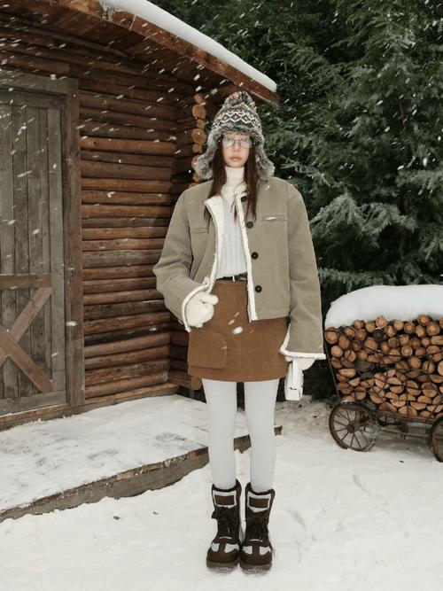 裸色的雪地靴怎么搭配