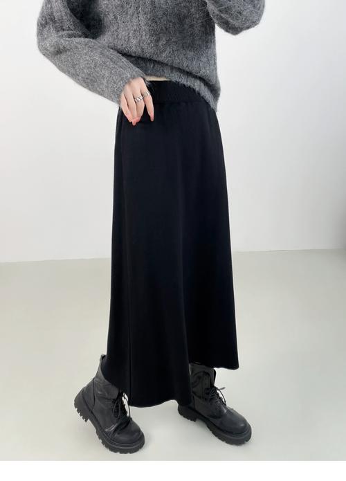 小个子黑色半身裙怎么搭配图片