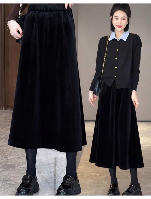 小个子黑色半身裙怎么搭配图片