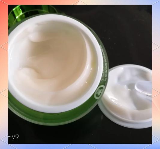 雅丽洁最新眼霜图片